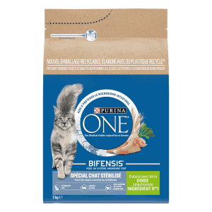 PURINA ONE STERILISED DINDE ET BLE 3 KG