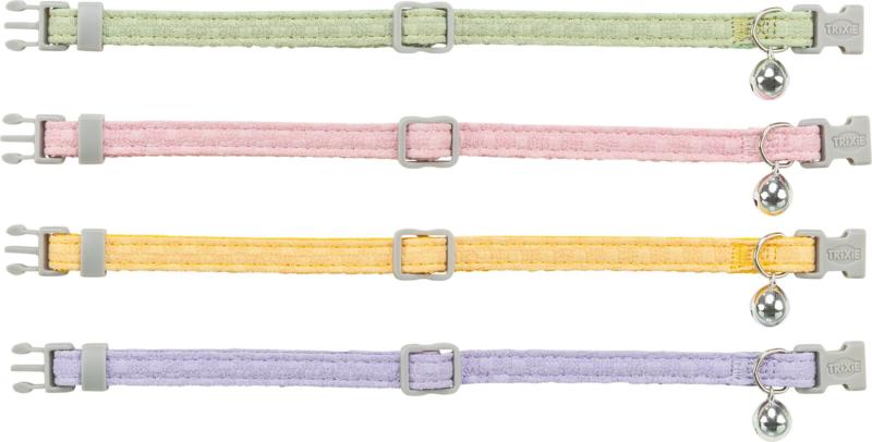 COLLIER CHAT MOTIF A CARREAUX