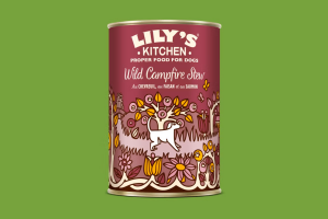 LILY'S KITCHEN CHIEN WILD CAMFIRE STEW CHEVREUIL / FAISAN / SAUMON 400GR